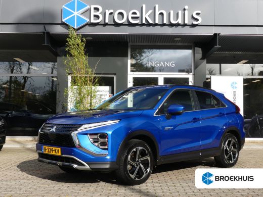 Mitsubishi Eclipse Cross 2.4 PHEV Intense+ | TREKHAAK | CAMERA | STOELVERWARMING | 18'' LMV | KEYLESS ENTRY/START |