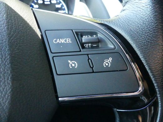 Mitsubishi Eclipse Cross 2.4 PHEV Intense+ | TREKHAAK | CAMERA | STOELVERWARMING | 18'' LMV | KEYLESS ENTRY/START | ActivLease financial lease