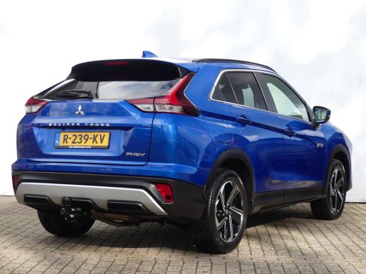 Mitsubishi Eclipse Cross 2.4 PHEV Intense+ | TREKHAAK | CAMERA | STOELVERWARMING | 18'' LMV | KEYLESS ENTRY/START | ActivLease financial lease