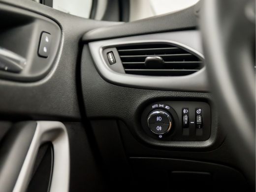 Opel Astra Sports Tourer 1.0 Turbo Sport (APPLE CARPLAY, GROOT NAVI, CLIMATE, SPORTSTOELEN, LEDER, PARKEERSE... ActivLease financial lease