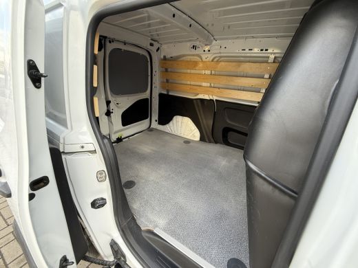 Opel Combo 1.5D 102PK EURO 6 L1H1 Edition Cruise control/CarPlay/navigatie ActivLease financial lease