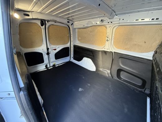 Opel Combo 1.5D 130 PK Euro 6 L2H1 Edition Trekhaak/CarPlay/navigatiesysteem ActivLease financial lease