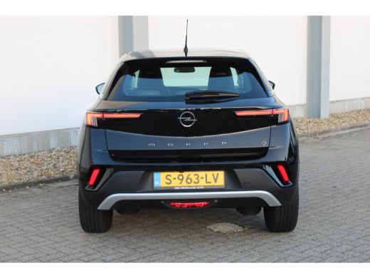 Opel Mokka-e Level 3 50 kWh / Navigatie via Carplay / Parkeersensoren / Climate Control / LED / DAB / 17'' LMV / ActivLease financial lease
