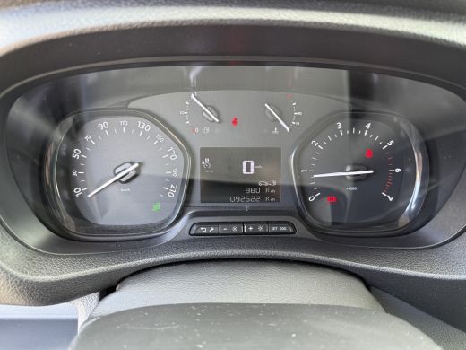 Opel Vivaro 2.0 CDTI 123PK EURO6 L3H1 Cruise/ achteruitrijcamera/ navigatiesysteem ActivLease financial lease