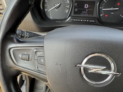 Opel Vivaro 2.0 CDTI 150PK EURO6 L3H1 Achteruitrijcamera/Trekhaak/navigatie systeem/cruise control ActivLease financial lease