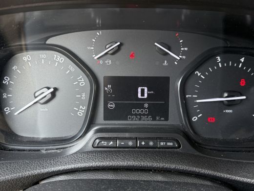 Opel Vivaro 2.0 CDTI 150PK EURO6 L3H1 Achteruitrijcamera/Trekhaak/navigatie systeem/cruise control ActivLease financial lease