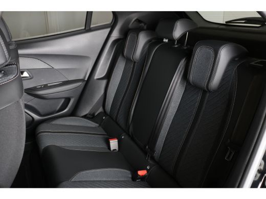 Peugeot 2008 1.2 Hybrid 136 Allure | Apple Carplay | PDC V+A | Cruise control | LMV 17"| DAB | LED Koplampen | ActivLease financial lease