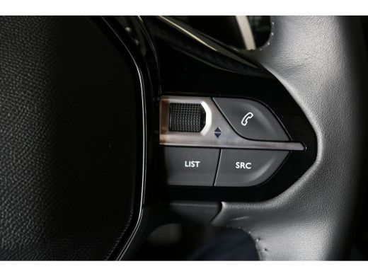 Peugeot 2008 1.2 Hybrid 136 Allure | Apple Carplay | PDC V+A | Cruise control | LMV 17"| DAB | LED Koplampen | ActivLease financial lease