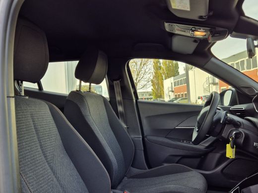 Peugeot 2008 1.2 Hybrid 136PK Style Automaat | Draadloze Apple Carplay / Android Auto | Dab Ontvanger | Hill h... ActivLease financial lease