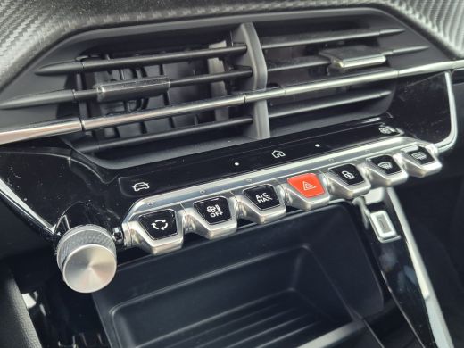 Peugeot 2008 1.2 Hybrid 136PK Style Automaat | Draadloze Apple Carplay / Android Auto | Dab Ontvanger | Hill h... ActivLease financial lease