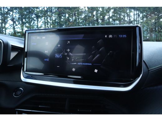 Peugeot 2008 1.2 Hybrid 145 GT | ACTIE!! | Alcantara | Massage | 360 Camera | Adaptieve Cruise | Stoelverwarmi... ActivLease financial lease