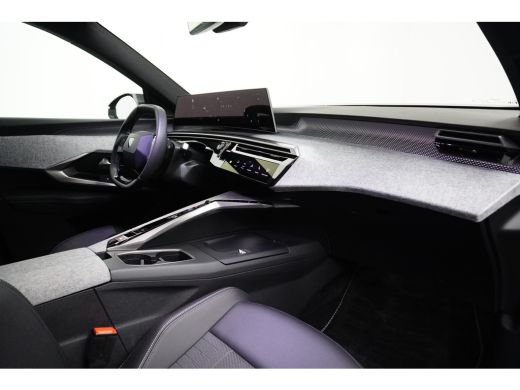 Peugeot 3008 1.2 Hybrid 136-PK e--DSC6 GT AUTOMAAT | ADAPTIVE CRUISE | ELEKTRISCHE ACHTERKLEP | STOELVERWARMIN... ActivLease financial lease