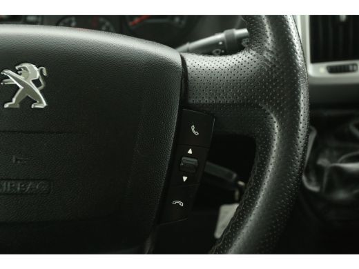 Peugeot Boxer 335 2.0 BlueHDI 164PK L2H2 | 3000KG Trekgew. | Trekh. | Airco | Camera | Cruise | 3-Zits | Standk... ActivLease financial lease