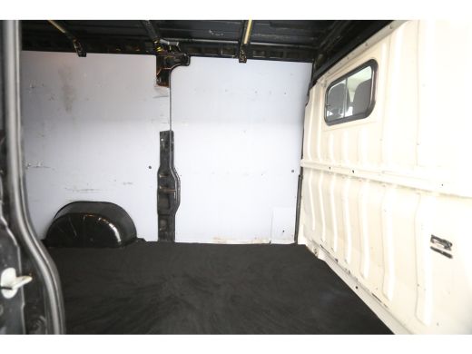 Peugeot Boxer 335 2.0 BlueHDI 164PK L2H2 | 3000KG Trekgew. | Trekh. | Airco | Camera | Cruise | 3-Zits | Standk... ActivLease financial lease