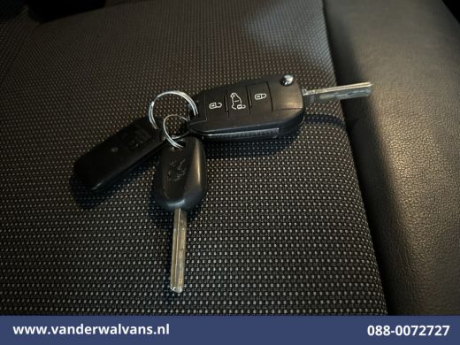 Peugeot Expert 1.6 Blue HDI L2H1 Euro6 Airco | LM-velgen | Navigatie | Apple Carplay | Trekhaak Multimediascherm... ActivLease financial lease