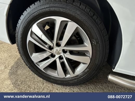 Peugeot Expert 1.6 Blue HDI L2H1 Euro6 Airco | LM-velgen | Navigatie | Apple Carplay | Trekhaak Multimediascherm... ActivLease financial lease