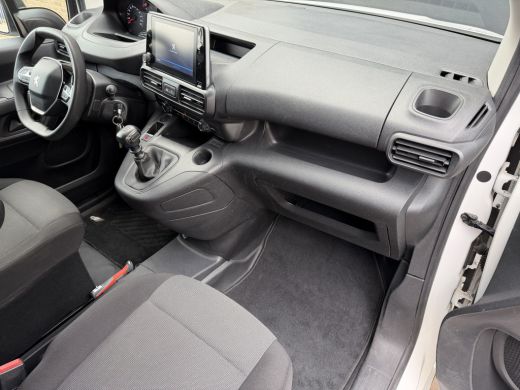 Peugeot Partner 1.2 111PK EURO 6 PureTech Premium CarPlay/cruise control/navigatie systeem ActivLease financial lease