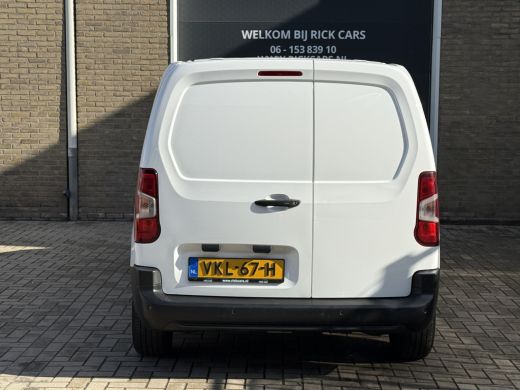 Peugeot Partner 1.2 PureTech 111PK Benzine Premium EMISSIE VRIJE ZONE/ Navigatiesysteem/cruise control/CarPlay ActivLease financial lease