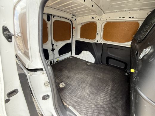 Peugeot Partner 1.5 130PK EURO 6 BlueHDI Premium Cruise control/360camera ActivLease financial lease