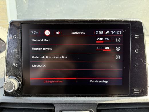 Peugeot Partner 1.5 BlueHDI EURO 6 Premium Cruise control/trekhaak/navigatie systeem ActivLease financial lease