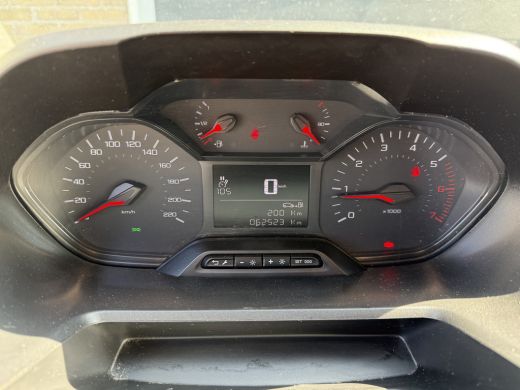 Peugeot Partner 1.5 BlueHDI EURO 6 Premium Cruise control/trekhaak/navigatie systeem ActivLease financial lease