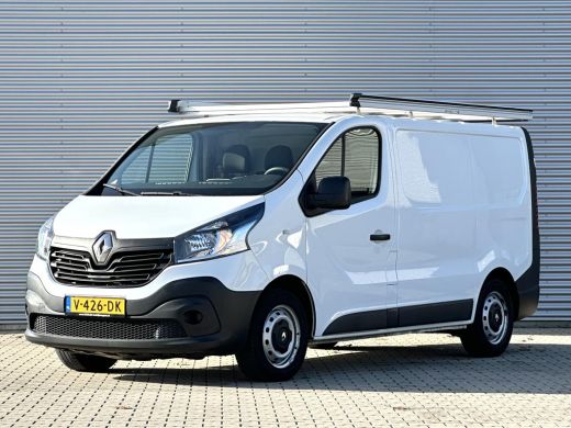 Renault Trafic 1.6 dCi T27 L1H1 Navi|Imperiaal|Trekhaak|Airco Renault Trafic 1.6 dCi T27 L1H1 Navi|Imperiaal|Trekhaak|Airco
