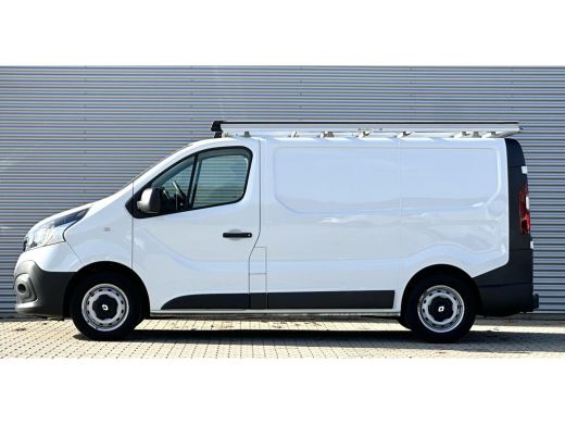 Renault Trafic 1.6 dCi T27 L1H1 Navi|Imperiaal|Trekhaak|Airco ActivLease financial lease