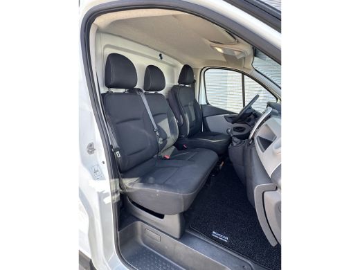 Renault Trafic 1.6 dCi T27 L1H1 Navi|Imperiaal|Trekhaak|Airco ActivLease financial lease