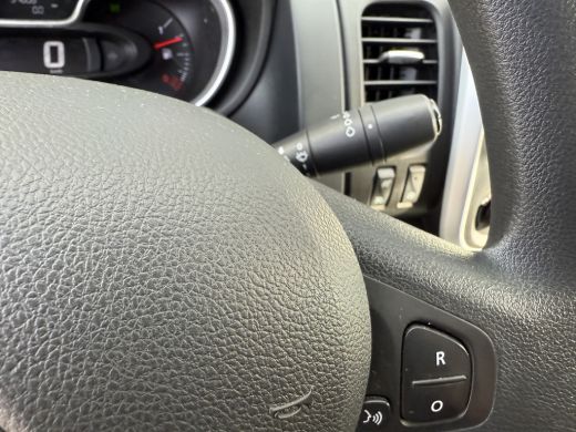 Renault Trafic 2.0 dCi 120PK EURO 6 T29 Cruise control/navigatie systeem ActivLease financial lease