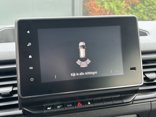 Renault Trafic 2.0 dCi / L2H1 / DUBBEL CABINE / 6-PERSOONS DUBBELE CABINE / AIRCO / CRUISE / NAVI / BLUETOOTH / ... ActivLease financial lease