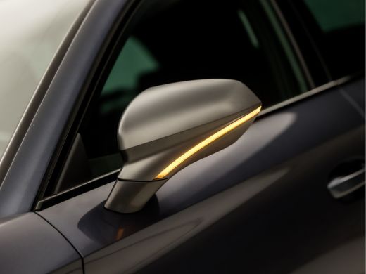 Seat Leon 1.5 TSI FR Sport 150Pk Automaat (APPLE CARPLAY, GROOT NAVI, ADAPTIVE CRUISE, SPORTSTOELEN, ZWART ... ActivLease financial lease