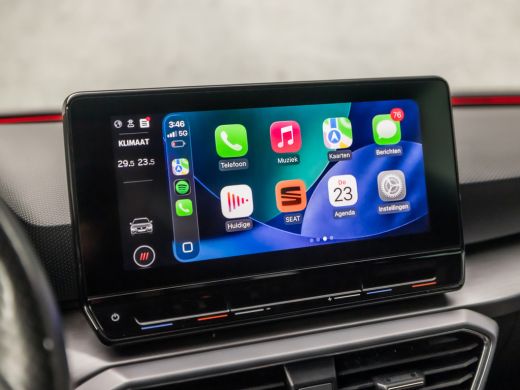 Seat Leon 1.5 TSI FR Sport 150Pk Automaat (APPLE CARPLAY, GROOT NAVI, ADAPTIVE CRUISE, SPORTSTOELEN, ZWART ... ActivLease financial lease