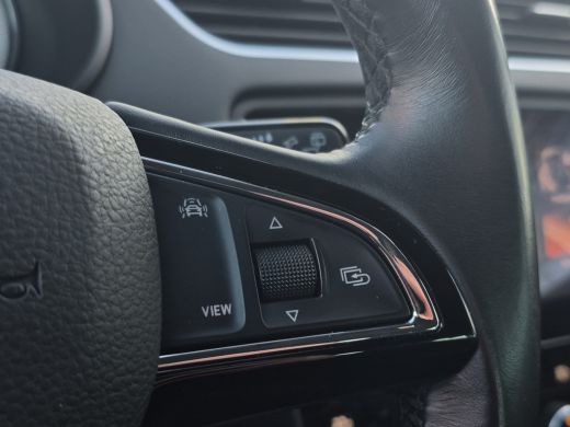 Skoda Octavia Combi 1.5 TSI Greentech Business Edition Plus Trekhaak | LED | Keyless | Stoelverwarming | Parkee... ActivLease financial lease