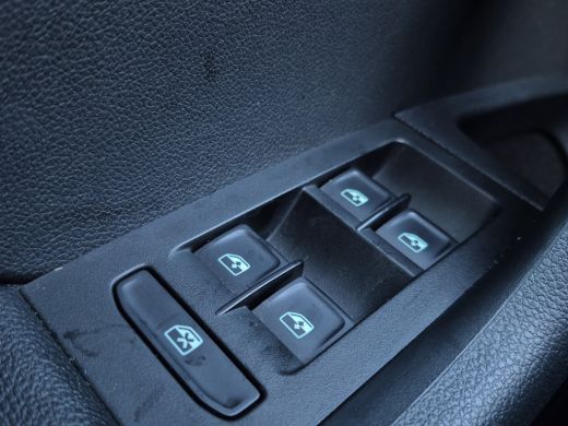 Skoda Octavia Combi 1.5 TSI Greentech Business Edition Plus Trekhaak | LED | Keyless | Stoelverwarming | Parkee... ActivLease financial lease