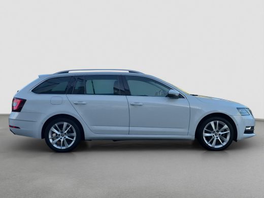 Skoda Octavia Combi 1.5 TSI Greentech Business Edition Plus Trekhaak | LED | Keyless | Stoelverwarming | Parkee... ActivLease financial lease