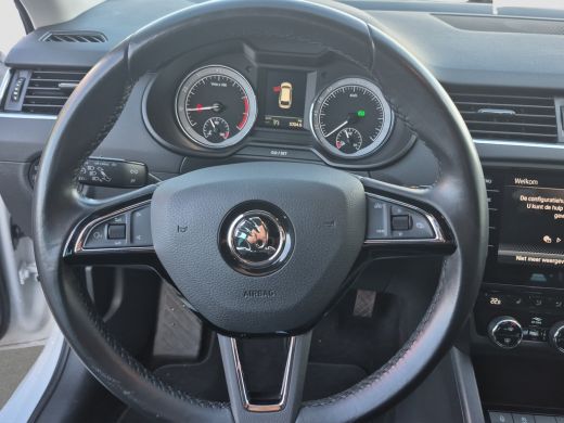 Skoda Octavia Combi 1.5 TSI Greentech Business Edition Plus Trekhaak | LED | Keyless | Stoelverwarming | Parkee... ActivLease financial lease
