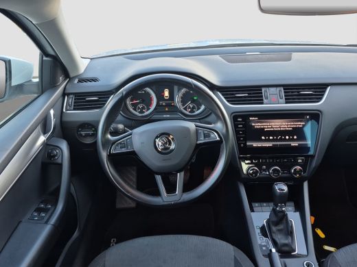 Skoda Octavia Combi 1.5 TSI Greentech Business Edition Plus Trekhaak | LED | Keyless | Stoelverwarming | Parkee... ActivLease financial lease