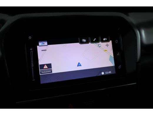 Suzuki Vitara 1.5 Hybrid Style | Panoramadak | Camera | Keyless | Adaptive Cruise | Stoelverwarming | Dodehoek ... ActivLease financial lease