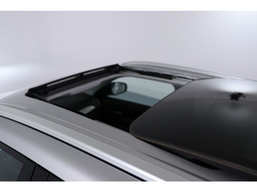 Suzuki Vitara 1.5 Hybrid Style | Panoramadak | Camera | Keyless | Adaptive Cruise | Stoelverwarming | Dodehoek ... ActivLease financial lease