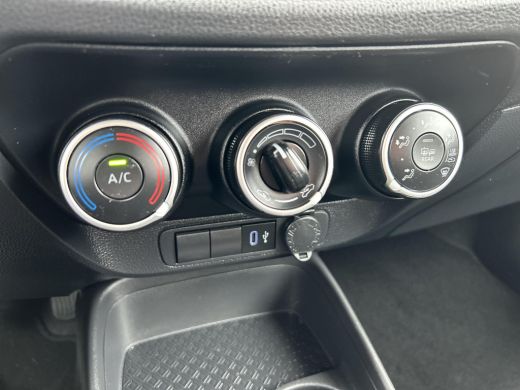 Toyota Aygo 1.0 VVT-i MT Play (Carplay - Camera) ActivLease financial lease