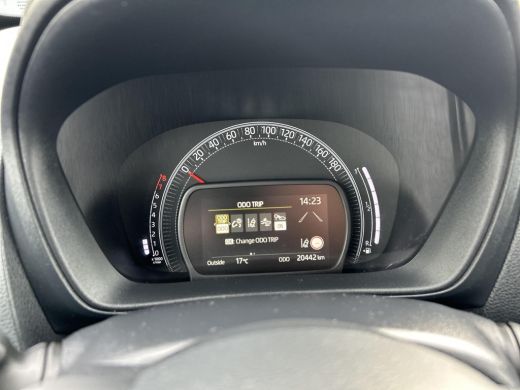 Toyota Aygo 1.0 VVT-i MT Play (Carplay - Camera) ActivLease financial lease