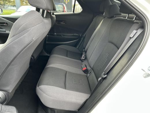 Toyota C-HR 1.8 Hybrid 140 First Edition (Rondom zicht camera - Parkeerassistent) ActivLease financial lease