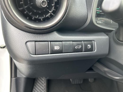 Toyota C-HR 1.8 Hybrid 140 First Edition (Rondom zicht camera - Parkeerassistent) ActivLease financial lease