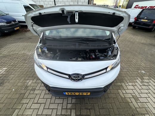 Toyota ProAce 2.0 D-4D 145PK Navi by app/cruise control/dab ActivLease financial lease