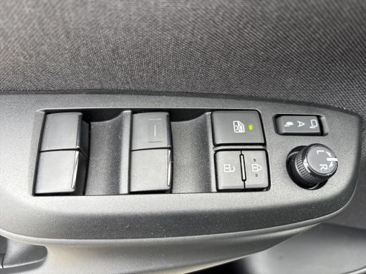 Toyota Yaris Cross 1.5 Hybrid 115 First Edition | All-in prijs | Automaat | Apple/Android auto ActivLease financial lease