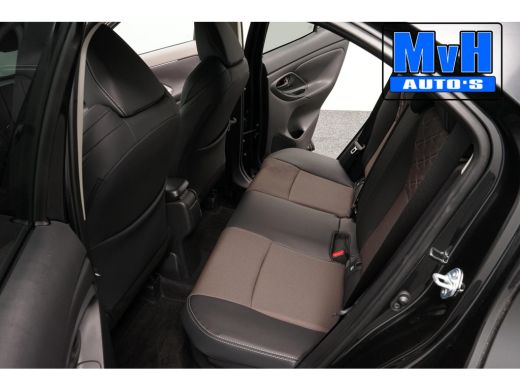 Toyota Yaris Cross 1.5 Hybrid 130 Executive|STUUR/STOELVERW. ActivLease financial lease