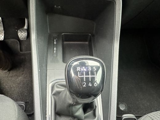 Volkswagen Caddy 2.0 TDI Comfort Cruise control/Navigatie By app connect/trekhaak ActivLease financial lease