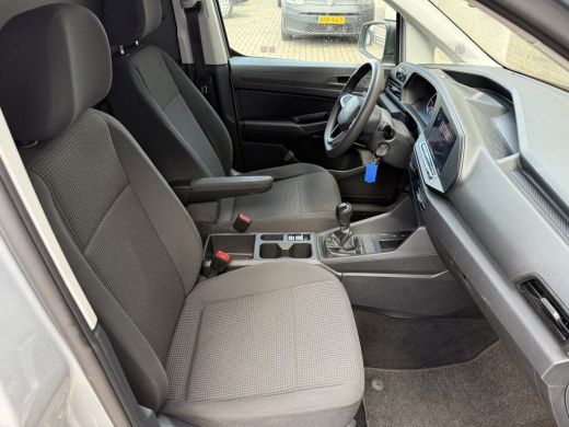 Volkswagen Caddy 2.0 TDI EURO 6 Comfort Cruise control/trekhaak/CarPlay/navgatie ActivLease financial lease