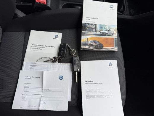 Volkswagen Caddy 2.0 TDI EURO 6 L2H1 BMT Maxi CarPlay/cruise/trekhaak ActivLease financial lease