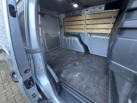 Volkswagen Caddy 2.0 TDI EURO6 Comfort CarPlay/cruise control/navi by app ActivLease financial lease